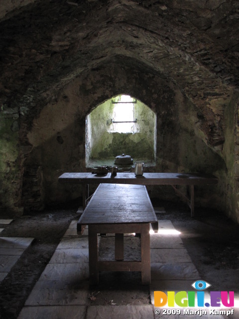 SX03175 Kitchens in undercroft